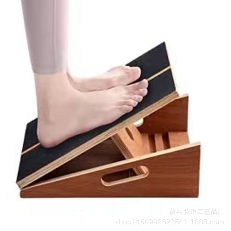 Wooden Balance Board — Fitness & Stretching Trainer